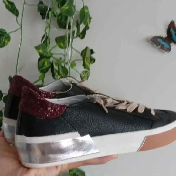 Dolce Vita  Zina Sneaker - Picture 3 of 7